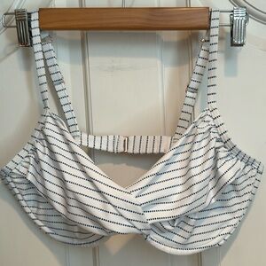 Swim systems NWT white with blow polka dots